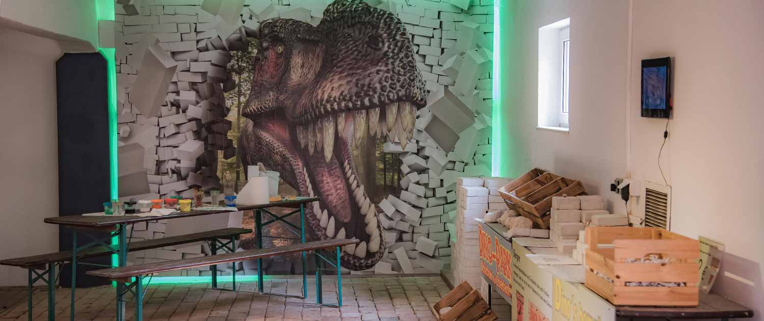 Dinopark Innenraum Archäologe Insel Usedom